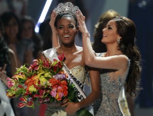 miss-angola-miss-universe-2011-leila-lopes