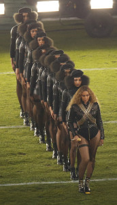 epa05149042 Beyonce performs during the halftime show of the NFL's Super Bowl 50 between the AFC Champion Denver Broncos and the NFC Champion Carolina Panthers at Levi's Stadium in Santa Clara, California, USA, 07 February 2016. EPA/TONY AVELAR